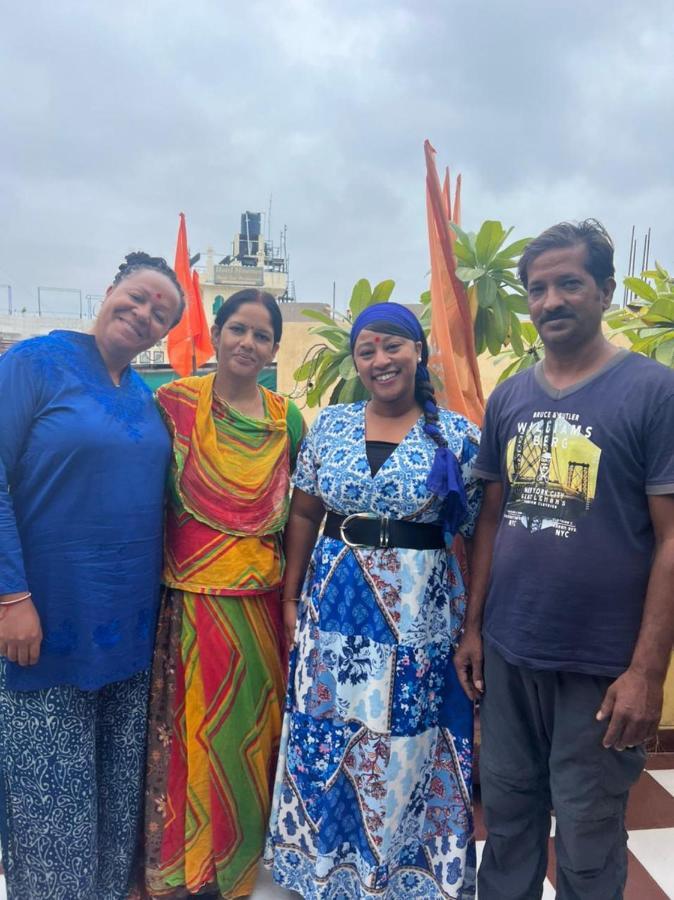 Black Pepper Home Stay Udaipur Exteriör bild